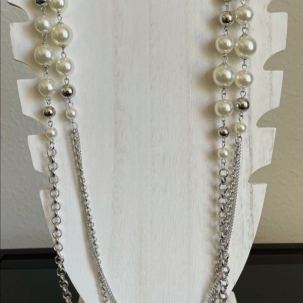 Pearl necklace